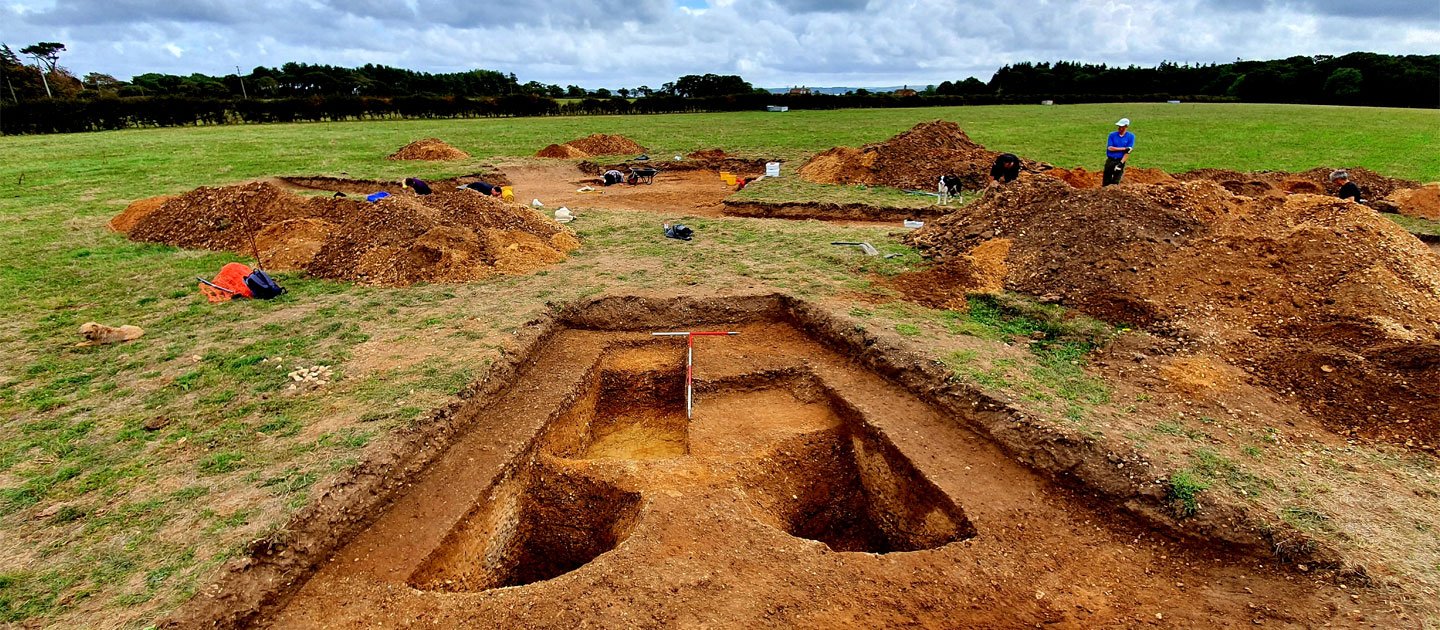 Community dig Beaulieu