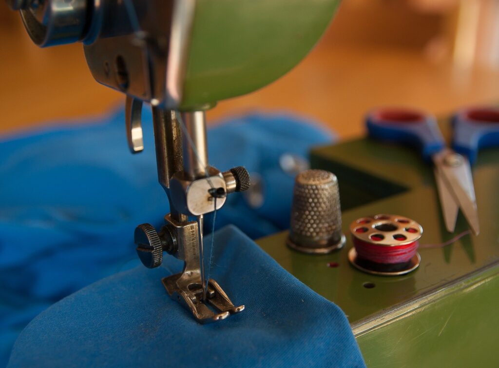 sewing-machine